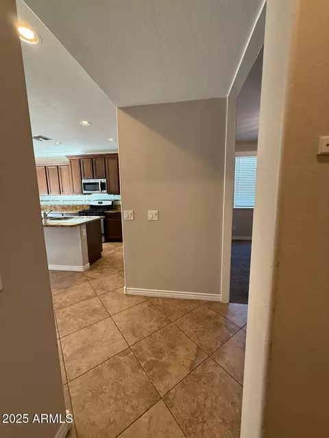 4073 E Vaughn Ave, Gilbert, AZ 85234 photo 8