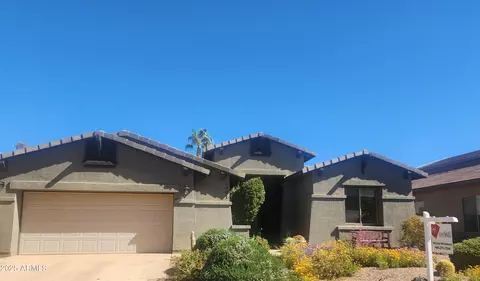 6301 S Four Peaks Pl, Chandler, AZ 85249