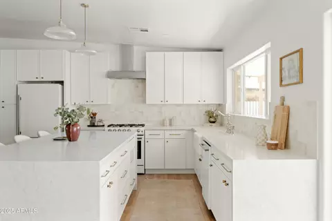 6642 N 10th Ave, Phoenix, AZ 85013 photo 18