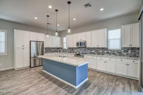 371 N 157th Ln, Goodyear, AZ 85338