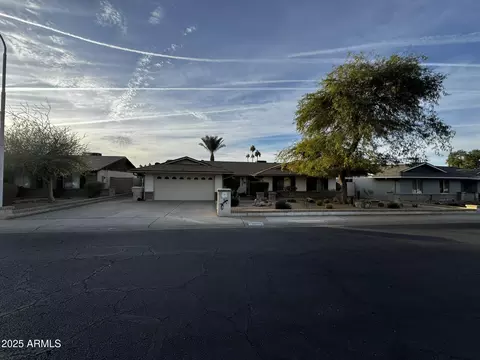 5003 W Mescal St, Glendale, AZ 85304