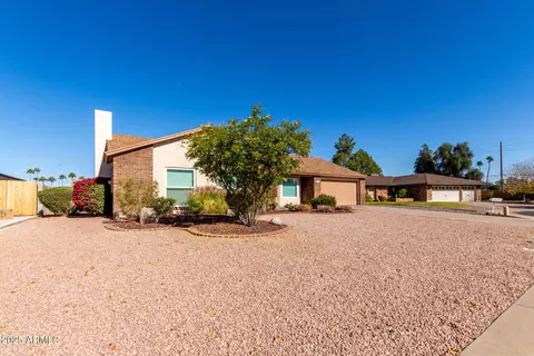 Exterior - 2728 Encanto Cir, Mesa, AZ 85213 photo 2 of 3