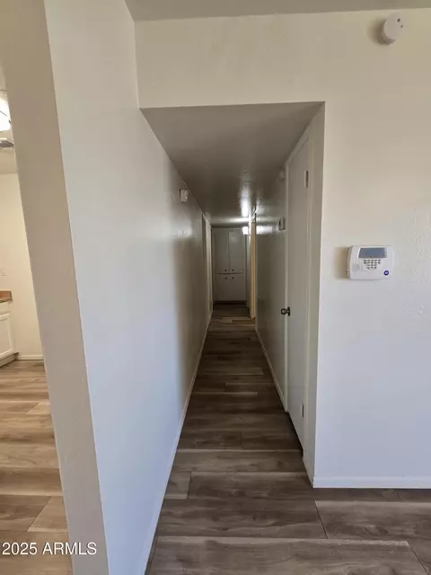 Entry Way - 4649 S 17th St, Phoenix, AZ 85040 photo 2 of 2