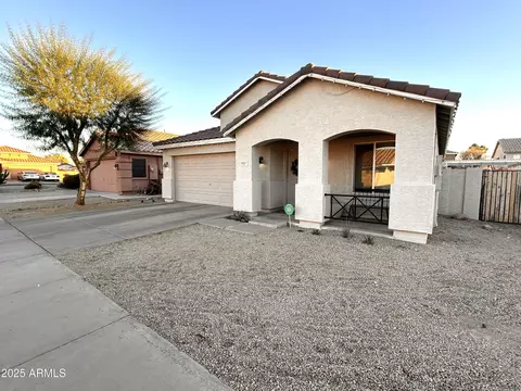 9207 W Highland Ave, Phoenix, AZ 85037