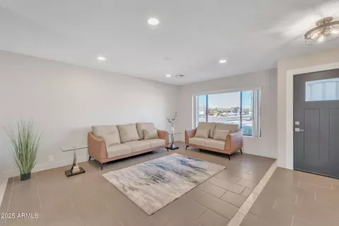 1819 W Evans Dr, Phoenix, AZ 85023 photo 6