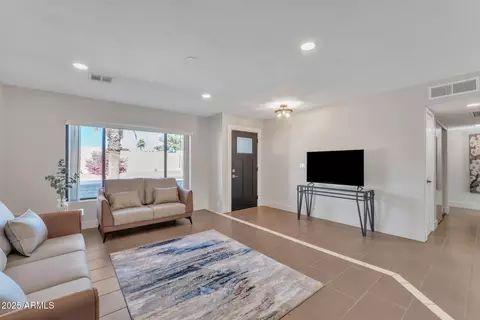 1819 W Evans Dr, Phoenix, AZ 85023 photo 7