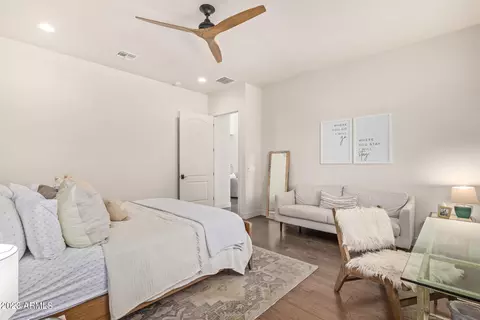 Bedroom - 630 W Echo Ln, Phoenix, AZ 85021 photo 3 of 4