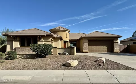 4905 W Magellan Dr, New River, AZ 85087