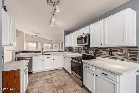 9233 E Lobo Ave, Mesa, AZ 85209 photo 17
