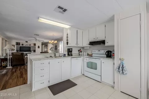 5646 E Player Pl, Mesa, AZ 85215 photo 12
