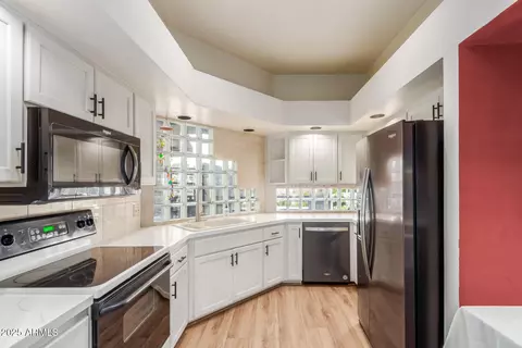 902 W Glendale Ave #203, Phoenix, AZ 85021 photo 14