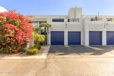 902 W Glendale Ave #203, Phoenix, AZ 85021