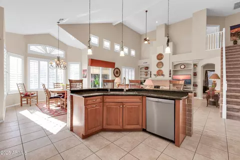 815 E Silverwood Dr, Phoenix, AZ 85048 photo 14