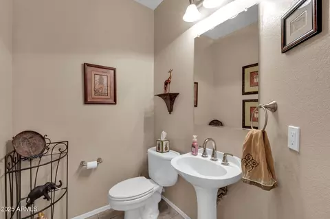 815 E Silverwood Dr, Phoenix, AZ 85048 photo 32