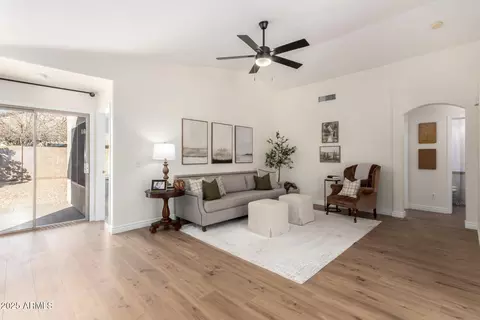 13364 W Ocotillo Ln, Surprise, AZ 85374