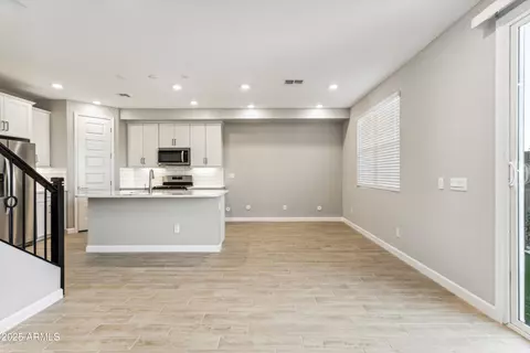 Living - 5846 E Ringtail Way, Phoenix, AZ 85054 photo 2 of 3