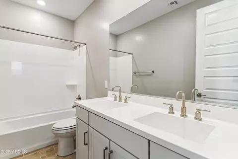 Bath - 5846 E Ringtail Way, Phoenix, AZ 85054 photo 6 of 6