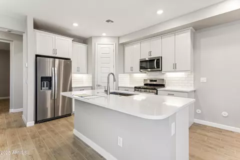 Kitchen - 5846 E Ringtail Way, Phoenix, AZ 85054 photo 2 of 2