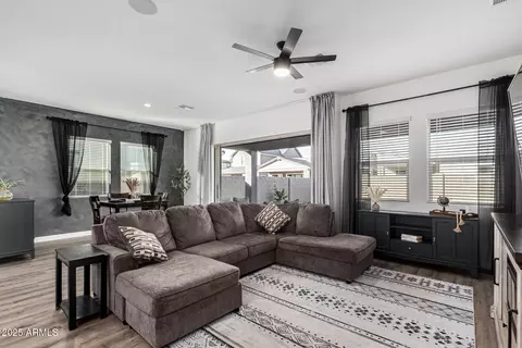 11054 E Utopia Ave, Mesa, AZ 85212 photo 4