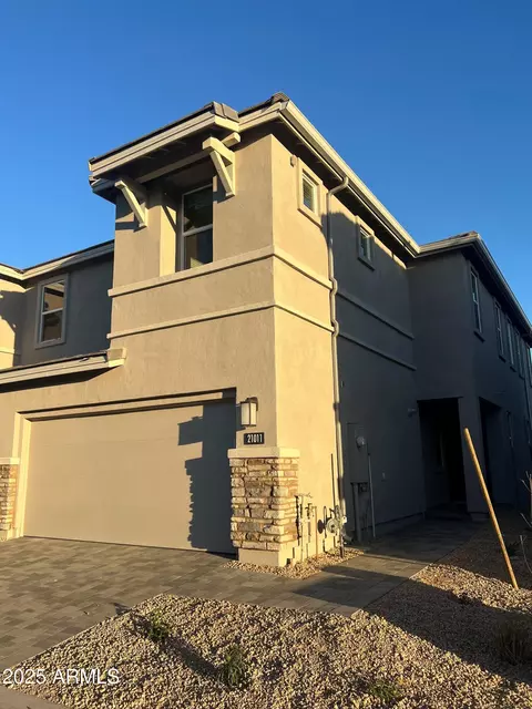 21011 N 58th Way, Phoenix, AZ 85054