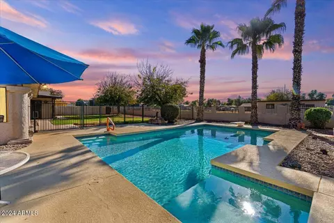 Exterior - 2889 E Tremaine Ave, Gilbert, AZ 85234 photo 3 of 11