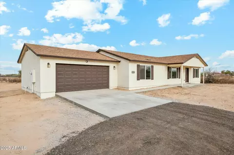 25603 W Hedgehog Rd, Wittmann, AZ 85361