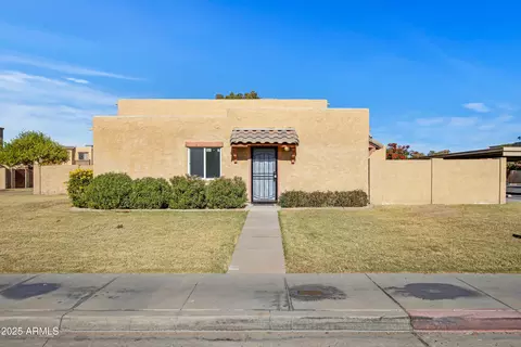 948 S Alma School Rd #89, Mesa, AZ 85210