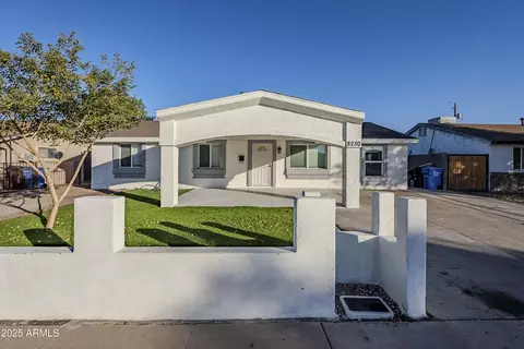 8230 W Monterey Way, Phoenix, AZ 85033