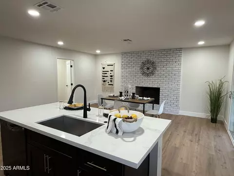1936 E Cornell Dr, Tempe, AZ 85283 photo 3
