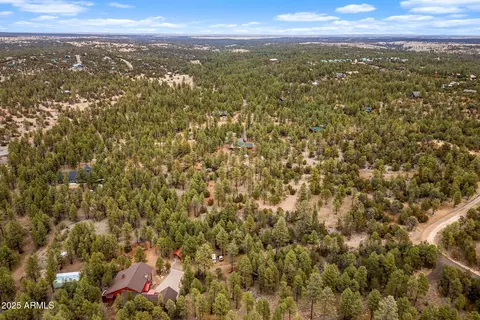 2854 Thunderbird Way #-, Overgaard, AZ 85933 photo 12