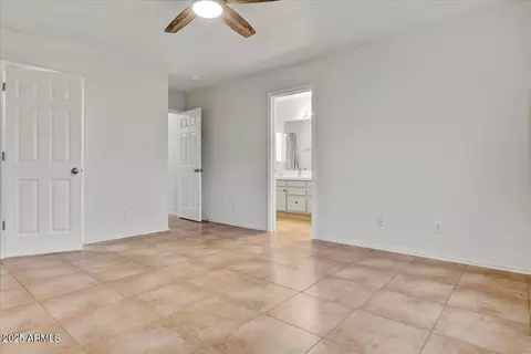 4111 E Tether Trl, Phoenix, AZ 85050 photo 23