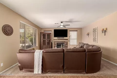 1435 E Oxford Ln, Gilbert, AZ 85295 photo 11