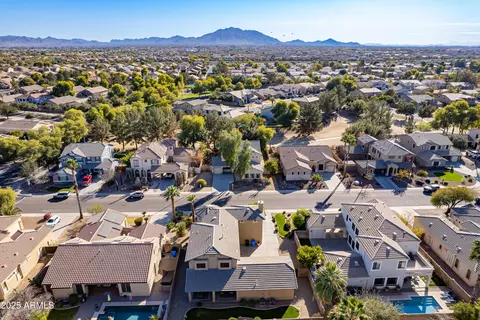 View/Area - 3798 E Latham Ct, Gilbert, AZ 85297 photo 5 of 9