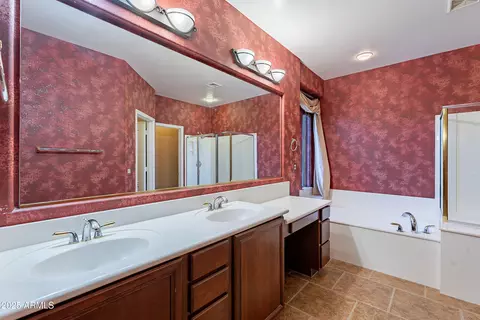 Bath - 3798 E Latham Ct, Gilbert, AZ 85297 photo 1 of 5