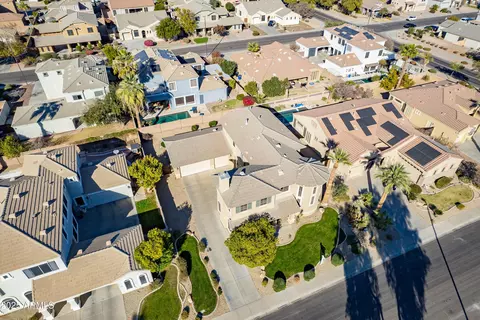View/Area - 3798 E Latham Ct, Gilbert, AZ 85297 photo 8 of 9