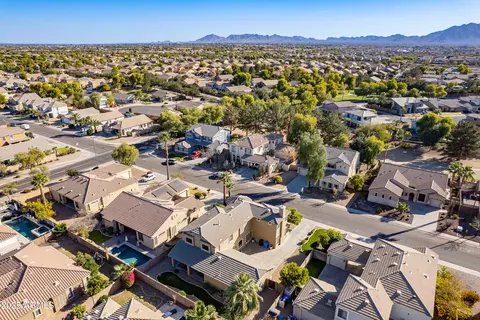 View/Area - 3798 E Latham Ct, Gilbert, AZ 85297 photo 6 of 9