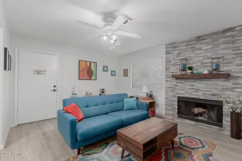 1075 E Chandler Blvd #120, Chandler, AZ 85225