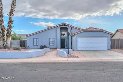 6339 W Ironwood Dr W, Glendale, AZ 85302