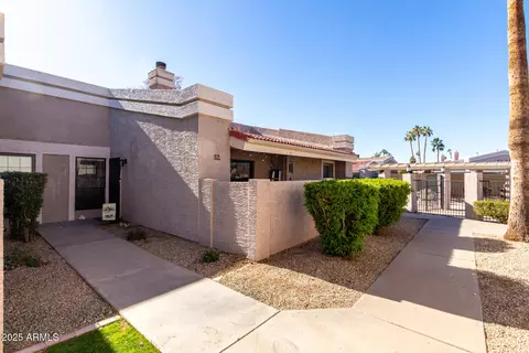 1976 N Lemon Tree Ln #52, Chandler, AZ 85224
