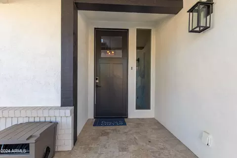 8025 E Redwing Rd, Scottsdale, AZ 85250