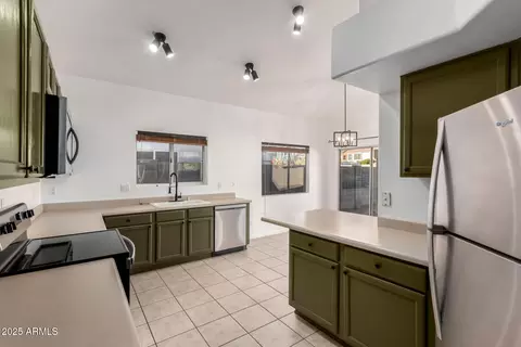 4322 E South Fork Dr, Phoenix, AZ 85044 photo 20