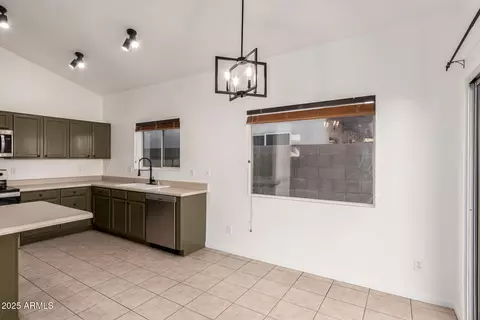 4322 E South Fork Dr, Phoenix, AZ 85044 photo 16