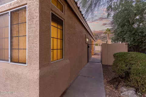 4322 E South Fork Dr, Phoenix, AZ 85044 photo 5