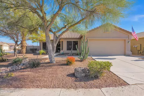 6825 S Whetstone Pl, Chandler, AZ 85249