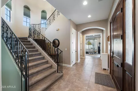 Entry Way - 146 E Claremont St, Phoenix, AZ 85012 photo 1 of 3
