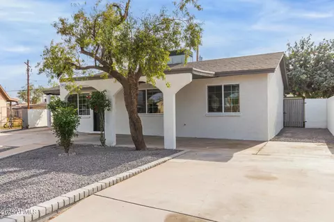 Exterior - 1915 E Hidalgo Ave, Phoenix, AZ 85040 photo 2 of 6
