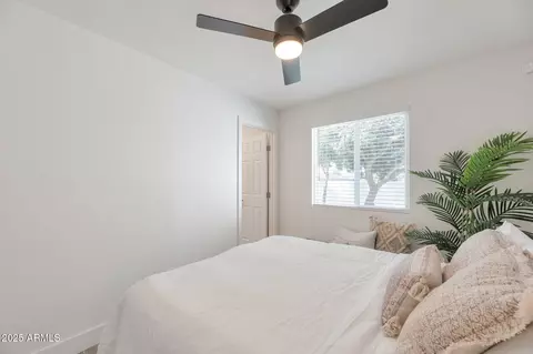 Bedroom - 1915 E Hidalgo Ave, Phoenix, AZ 85040 photo 6 of 7