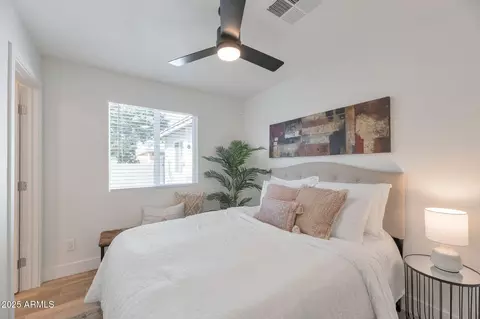 Bedroom - 1915 E Hidalgo Ave, Phoenix, AZ 85040 photo 7 of 7
