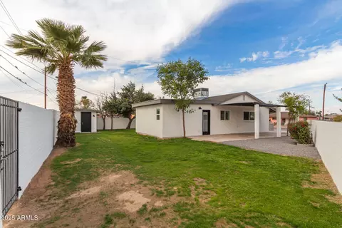 Exterior - 1915 E Hidalgo Ave, Phoenix, AZ 85040 photo 3 of 6