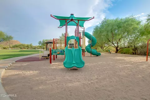 View/Area - 8340 E Inca St, Mesa, AZ 85207 photo 8 of 18